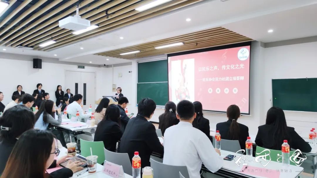 美食社团海报_美食社团海报设计_海报社团美食文案